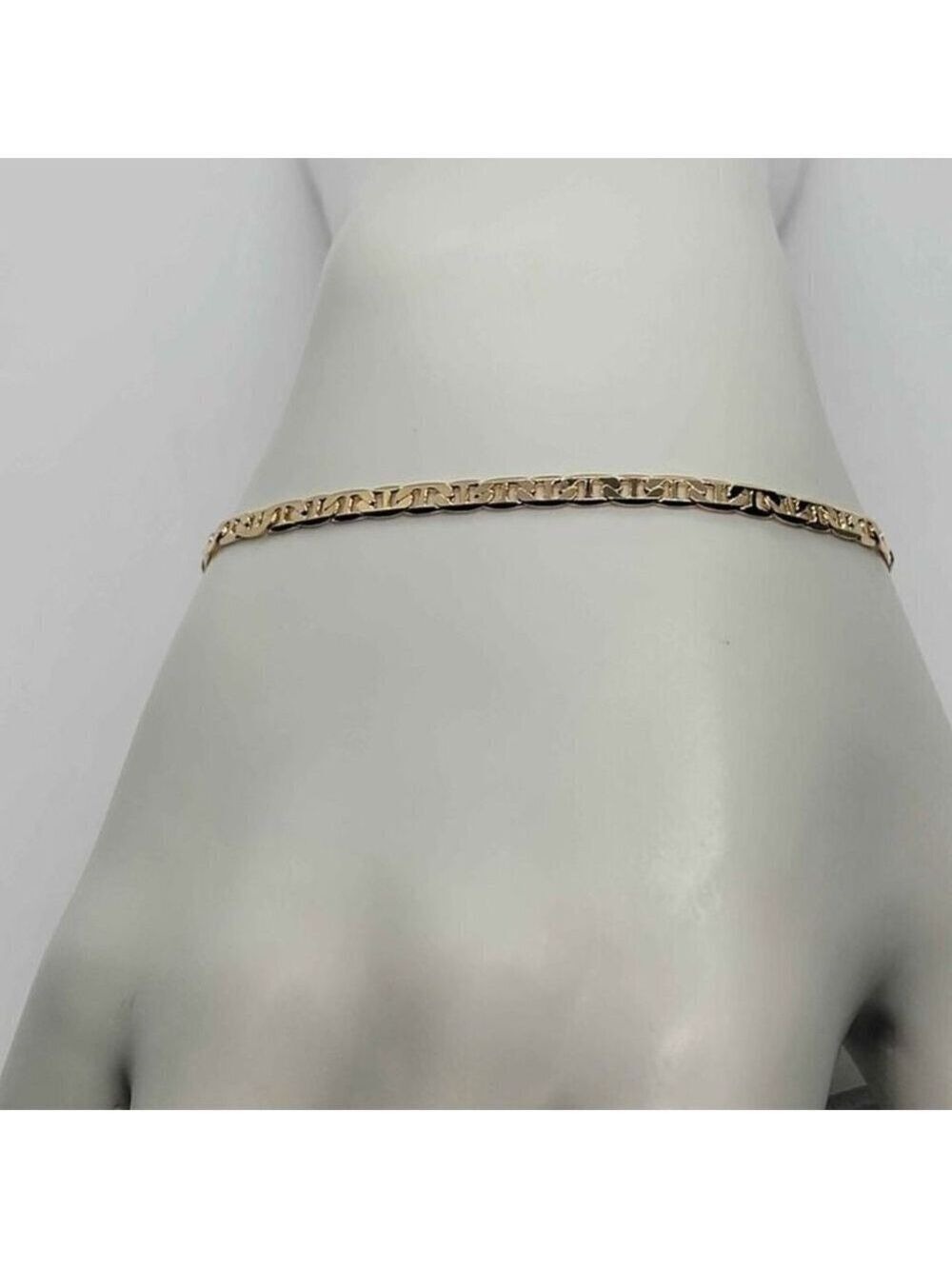 Luxe Brazilian 18K Gold Filled Bracelet - Picture 2 of 8